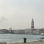 Moonlight Attic * Venise