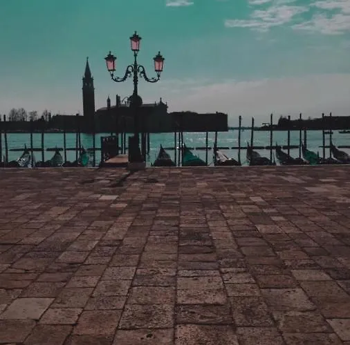 Moonlight Attic Apartamento Veneza